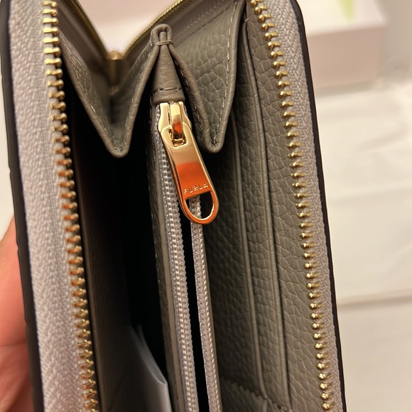 Furla Croc Wallet - long, zipped - Picture 5 of 6